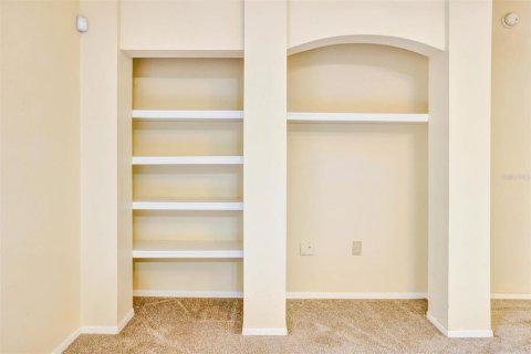 Condo in Lake Mary, Florida, 2 bedrooms  № 2390939 - photo 23