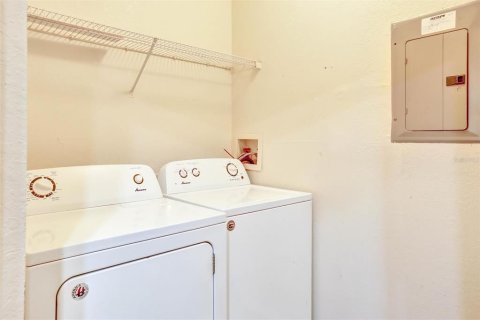 Condo in Lake Mary, Florida, 2 bedrooms  № 2390939 - photo 21