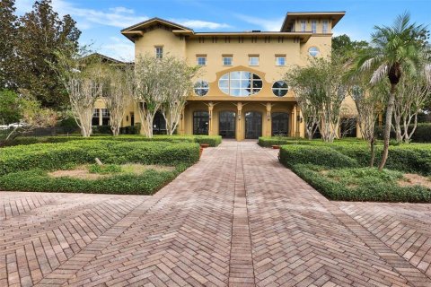 Condo in Lake Mary, Florida, 2 bedrooms  № 2390939 - photo 30