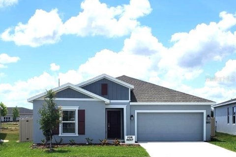 House in Winter Haven, Florida 4 bedrooms, 179.77 sq.m. № 2359100