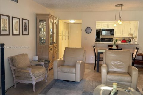Condo in Margate, Florida, 2 bedrooms  № 1703934 - photo 14