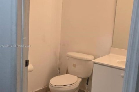 Touwnhouse à vendre à Cutler Bay, Floride: 3 chambres, 140.75 m2 № 2170919 - photo 22