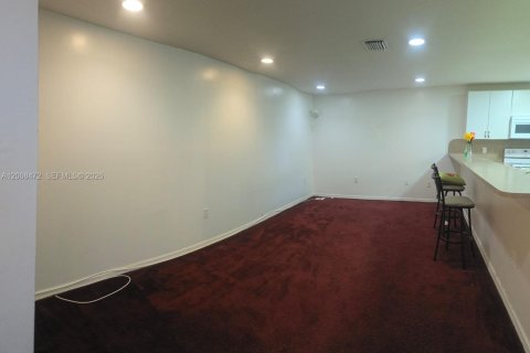 Touwnhouse à vendre à Cutler Bay, Floride: 3 chambres, 140.75 m2 № 2170919 - photo 18