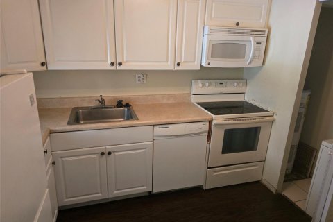 Copropriété à vendre à Tamarac, Floride: 2 chambres, 88.16 m2 № 2188000 - photo 4