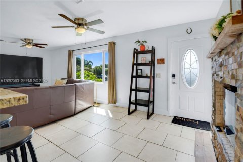 Casa en venta en Lake Worth, Florida, 3 dormitorios, 133.78 m2 № 2382358 - foto 17