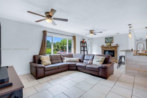 Casa en venta en Lake Worth, Florida, 3 dormitorios, 133.78 m2 № 2382358 - foto 11