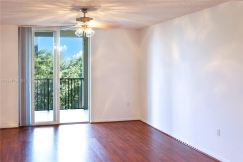 Condominio en alquiler en Fort Lauderdale, Florida, 2 dormitorios, 105.54 m2 № 2050178 - foto 25