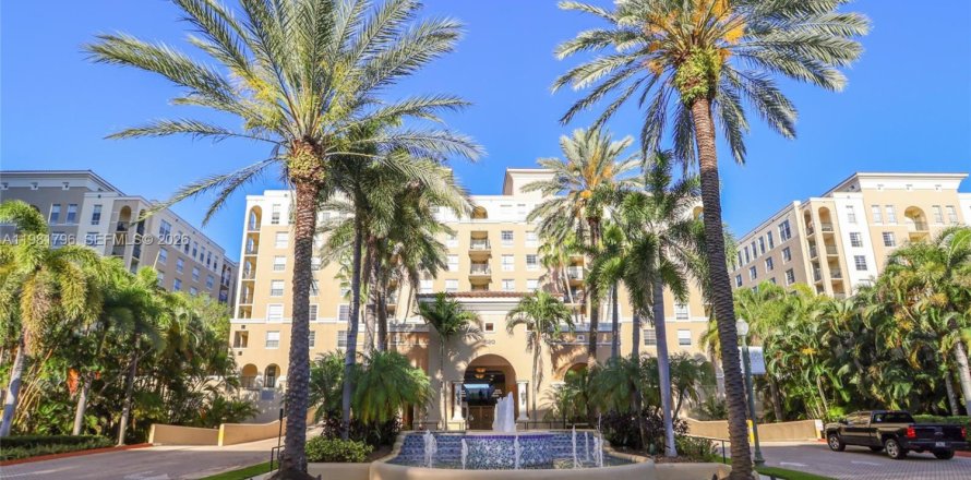 Condominio en Fort Lauderdale, Florida, 2 dormitorios  № 2050178