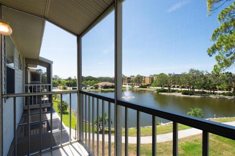 Touwnhouse à vendre à Saint Petersburg, Floride: 3 chambres, 183.11 m2 № 1747131 - photo 14