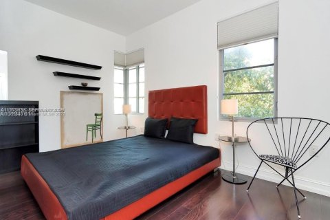 Снять в аренду кондоминиум в Майами-Бич, Флорида 2 спальни, 72.46м2, № 2032933 - фото 11