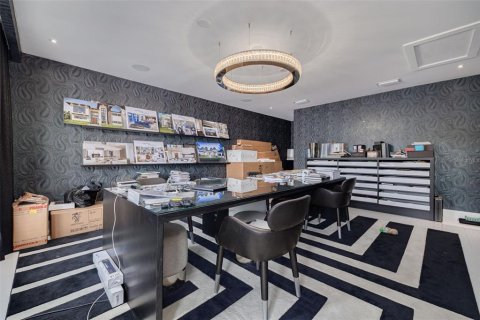Propiedad comercial en alquiler en Tampa, Florida № 1856108 - foto 12