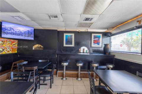 Купить коммерческую недвижимость в Хайалиа, Флорида № 2051129 - фото 10