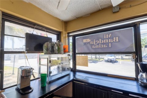 Купить коммерческую недвижимость в Хайалиа, Флорида № 2051129 - фото 15