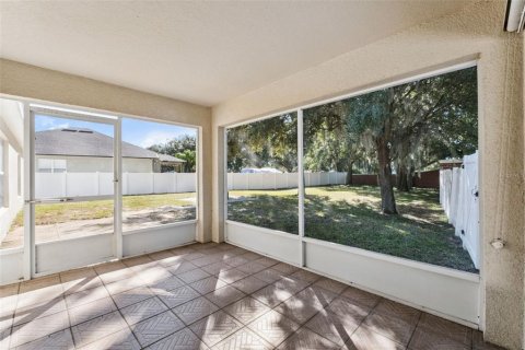 Villa ou maison à vendre à Apopka, Floride: 3 chambres, 263.1 m2 № 2420500 - photo 3