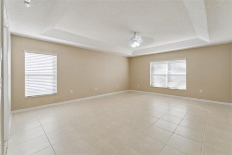 Villa ou maison à vendre à Apopka, Floride: 3 chambres, 263.1 m2 № 2420500 - photo 19