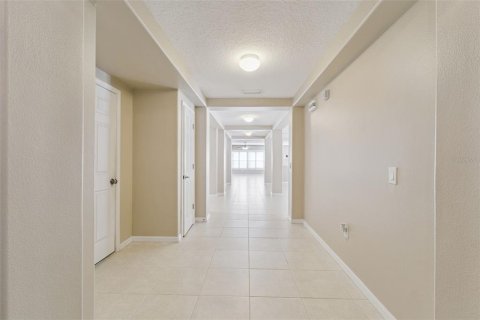 Villa ou maison à vendre à Apopka, Floride: 3 chambres, 263.1 m2 № 2420500 - photo 9