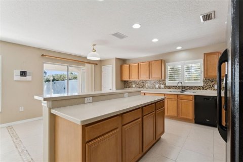 Villa ou maison à vendre à Apopka, Floride: 3 chambres, 263.1 m2 № 2420500 - photo 15
