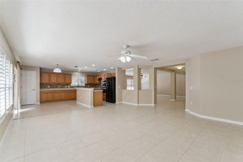 Villa ou maison à vendre à Apopka, Floride: 3 chambres, 263.1 m2 № 2420500 - photo 17