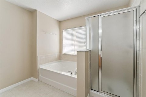 Villa ou maison à vendre à Apopka, Floride: 3 chambres, 263.1 m2 № 2420500 - photo 21