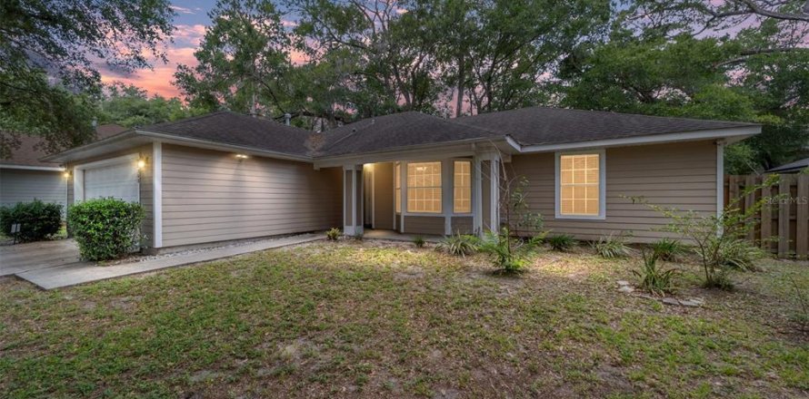 Villa ou maison à Gainesville, Floride 3 chambres, 132.85 m2 № 1907672
