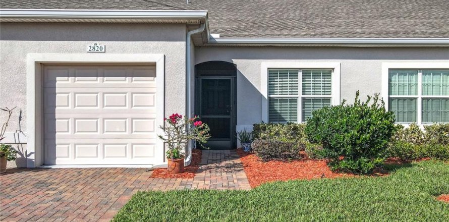 House in Winter Haven, Florida 2 bedrooms, 130.06 sq.m. № 1524389