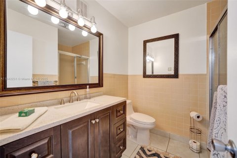 Copropriété à louer à Hollywood, Floride: 2 chambres, 100.15 m2 № 1939765 - photo 15