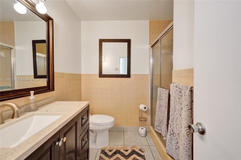 Copropriété à louer à Hollywood, Floride: 2 chambres, 100.15 m2 № 1939765 - photo 16