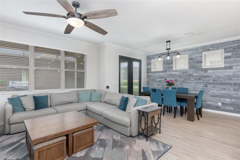 House in Winter Garden, Florida 4 bedrooms, 196.86 sq.m. № 1775004 - photo 7