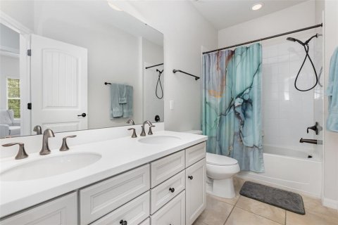 House in Winter Garden, Florida 4 bedrooms, 196.86 sq.m. № 1775004 - photo 20
