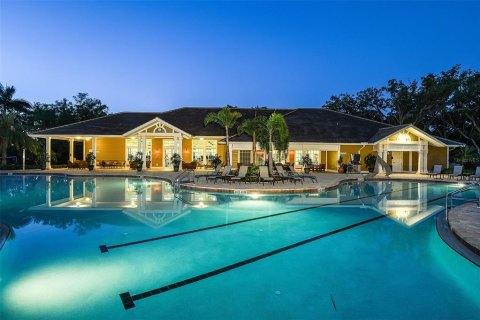 House in Fort Myers, Florida 3 bedrooms, 172.8 sq.m. № 2201575 - photo 8