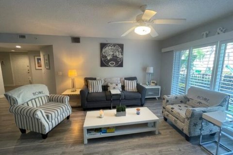 Condo in Fort Lauderdale, Florida, 2 bedrooms № 2083229 - photo 2