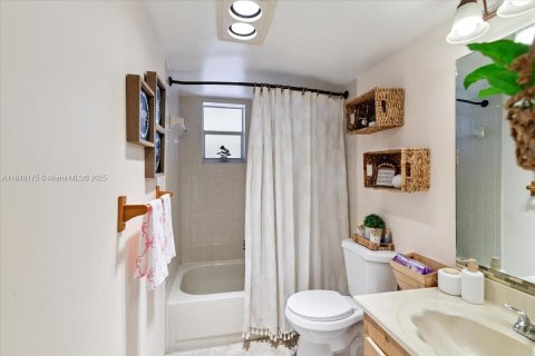 Купить кондоминиум в Хайалиа, Флорида 2 спальни, 96.43м2, № 1848882 - фото 12