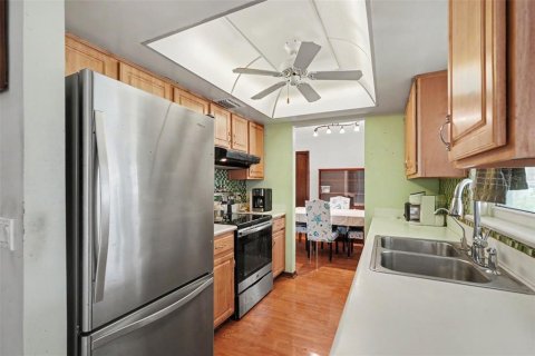 Villa ou maison à vendre à Seffner, Floride: 4 chambres, 123.19 m2 № 2226449 - photo 10
