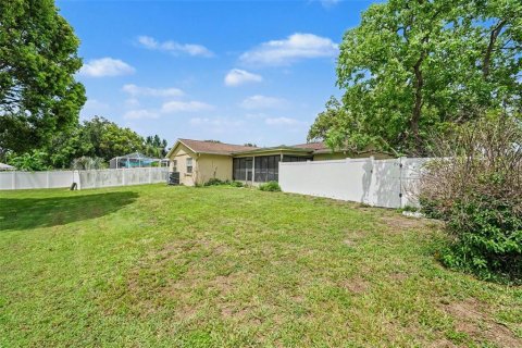 Villa ou maison à vendre à Seffner, Floride: 4 chambres, 123.19 m2 № 2226449 - photo 25