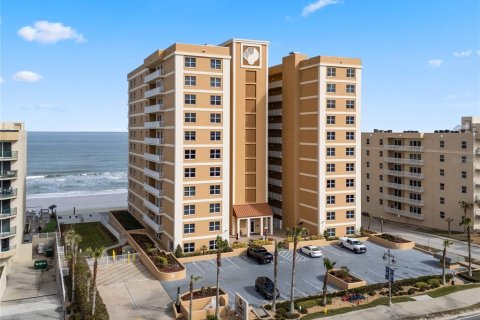 Condo in Daytona Beach Shores, Florida, 3 bedrooms  № 1563213 - photo 2