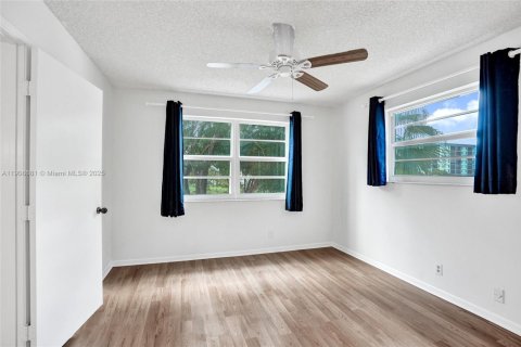 Copropriété à vendre à Pompano Beach, Floride: 2 chambres, 76.64 m2 № 1965102 - photo 23