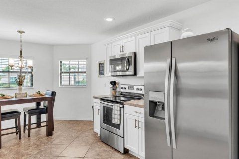 Casa en venta en Winter Haven, Florida, 3 dormitorios, 139.26 m2 № 1782324 - foto 13