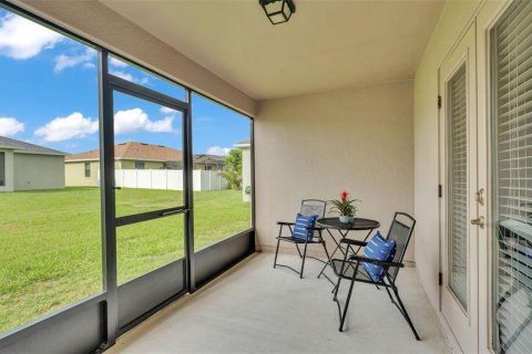 Casa en venta en Winter Haven, Florida, 3 dormitorios, 139.26 m2 № 1782324 - foto 29