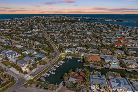 Villa ou maison à vendre à Holmes Beach, Floride: 2 chambres, 128.21 m2 № 1614252 - photo 21