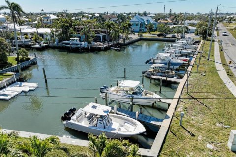 Villa ou maison à vendre à Holmes Beach, Floride: 2 chambres, 128.21 m2 № 1614252 - photo 19