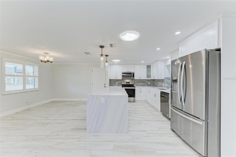 Villa ou maison à vendre à Holmes Beach, Floride: 2 chambres, 128.21 m2 № 1614252 - photo 9