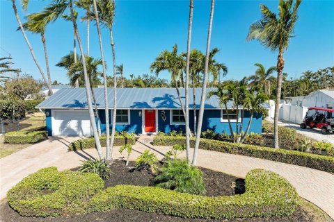 Villa ou maison à vendre à Holmes Beach, Floride: 2 chambres, 128.21 m2 № 1614252 - photo 1