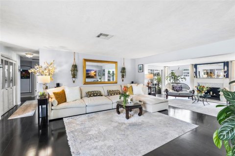 Villa ou maison à vendre à Seminole, Floride: 3 chambres, 174.28 m2 № 2221718 - photo 8
