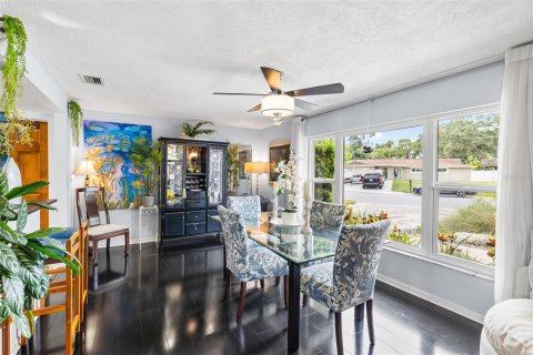 Villa ou maison à vendre à Seminole, Floride: 3 chambres, 174.28 m2 № 2221718 - photo 13