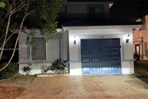 Townhouse in Doral, Florida 3 bedrooms, 158.03 sq.m. № 1809144 - photo 18