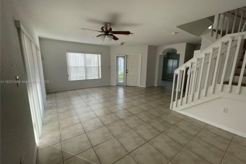 Townhouse in Doral, Florida 3 bedrooms, 158.03 sq.m. № 1809144 - photo 3