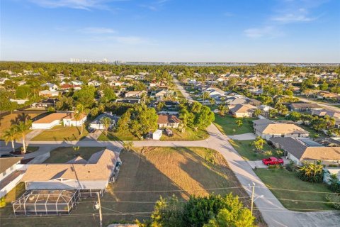 Terreno en venta en Cape Coral, Florida № 1570637 - foto 8