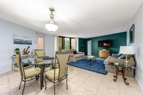 Condo in Riviera Beach, Florida, 2 bedrooms  № 2251571