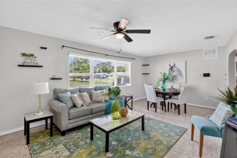 Casa en venta en Gulfport, Florida, 3 dormitorios, 106.84 m2 № 1898465 - foto 6