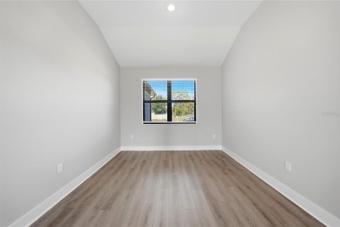Villa ou maison à vendre à Port Charlotte, Floride: 4 chambres, 183.95 m2 № 2122451 - photo 8